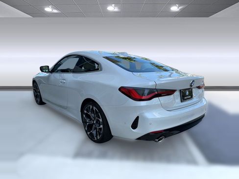 Used 2025 BMW 430i Coupe w/ Premium Package RWD image 3