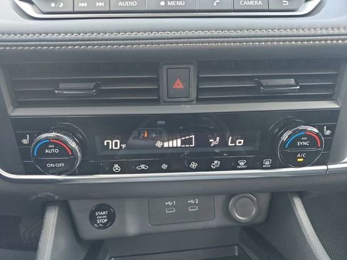 New 2026 Nissan Rogue SV image 4