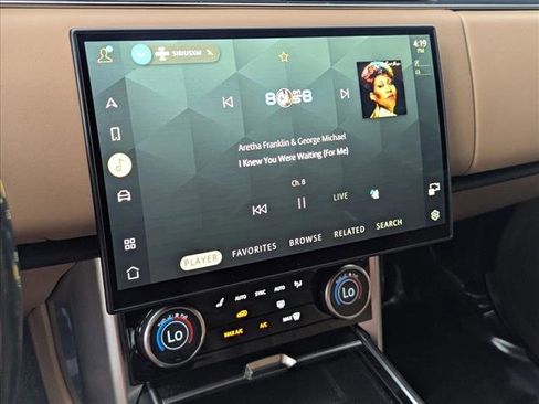 Used 2023 Land Rover Range Rover SE image 15