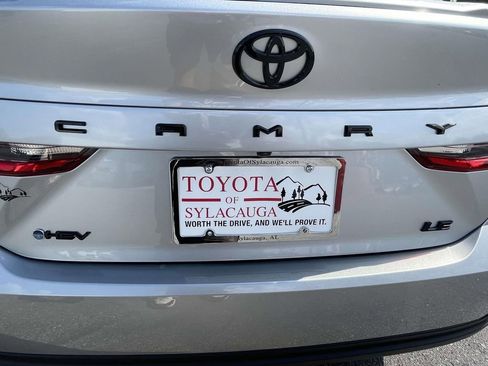 Used 2026 Toyota Camry LE w/ Convenience Package FWD image 10