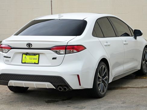 Used 2021 Toyota Corolla SE w/ SE Premium Package FWD image 47