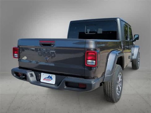 New 2025 Jeep Gladiator Sport image 8