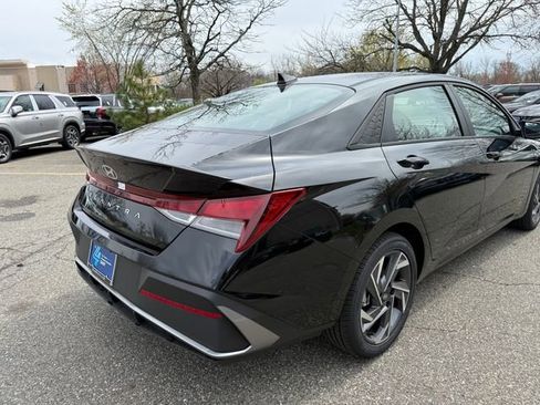 New 2026 Hyundai Elantra Sport image 6