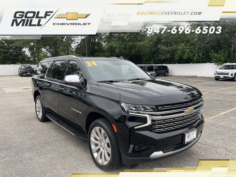 Used 2024 Chevrolet Suburban Premier AWD/4WD image 3
