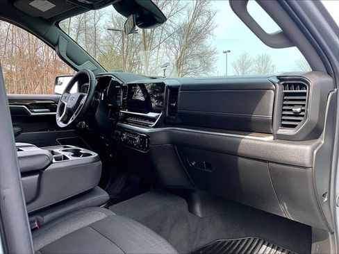 Used 2026 Chevrolet Silverado 1500 RST image 21