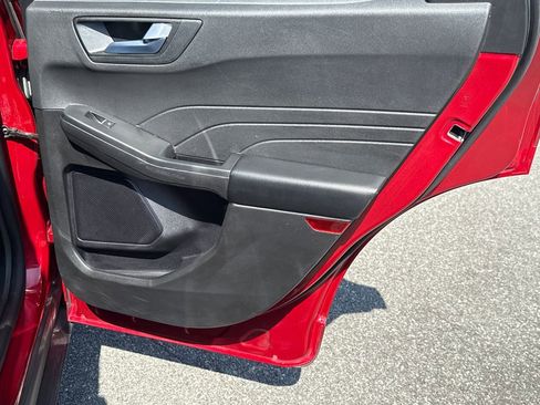 Used 2024 Ford Escape ST-Line image 16