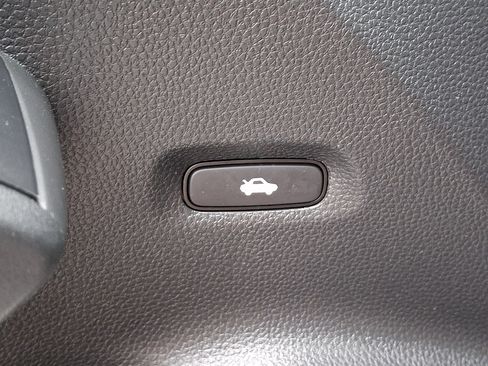 Used 2023 Honda Civic Sport image 25