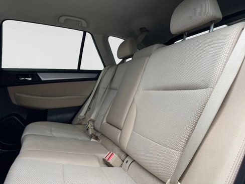 Used 2015 Subaru Outback 2.5i Premium AWD/4WD image 17