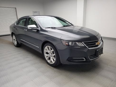 Used 2019 Chevrolet Impala Premier FWD image 13
