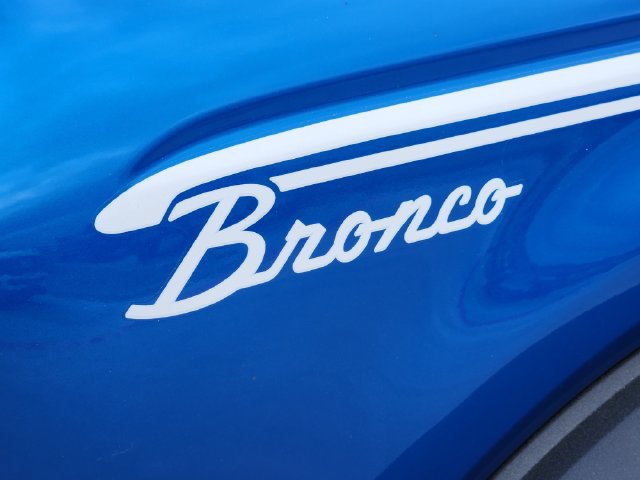 New 2026 Ford Bronco Heritage Edition AWD/4WD image 8