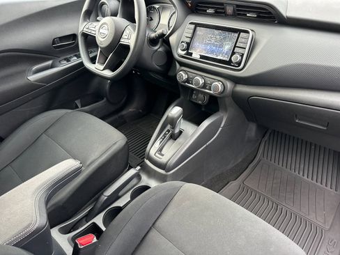 Used 2025 Nissan Kicks Play S image 16