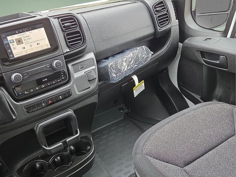 New 2026 RAM ProMaster 2500 w/ Convenience Group image 11