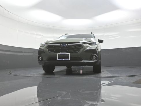 Used 2024 Subaru Crosstrek 2.5i Limited AWD/4WD image 10