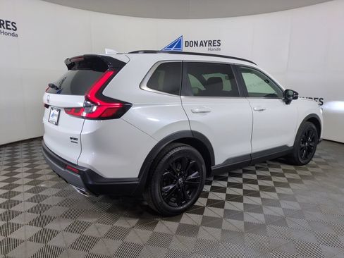 Used 2024 Honda CR-V Sport Touring image 5