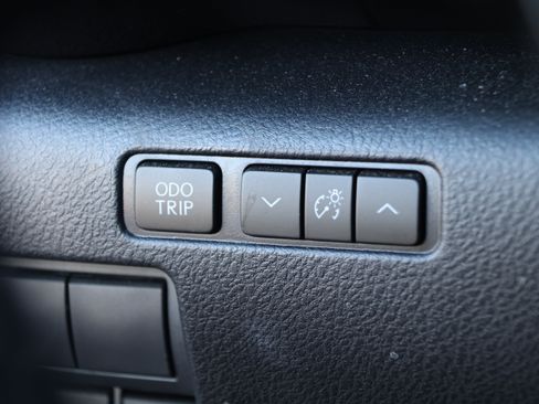Used 2023 Lexus IS 350 F Sport w/ Navigation Package RWD image 15