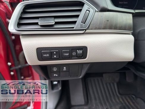 Used 2018 Honda Accord Touring image 37