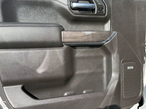 Used 2020 Chevrolet Silverado 1500 LTZ w/ LTZ Plus Package image 16