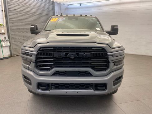 Certified 2025 RAM 2500 Laramie w/ Night Edition AWD/4WD image 4