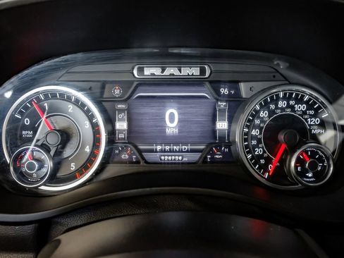 Used 2022 RAM 3500 Big Horn w/ Level C Equiment Group AWD/4WD image 18