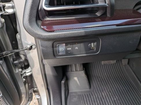 New 2026 Chevrolet Traverse RS w/ LPO, Floor Liner Package image 23