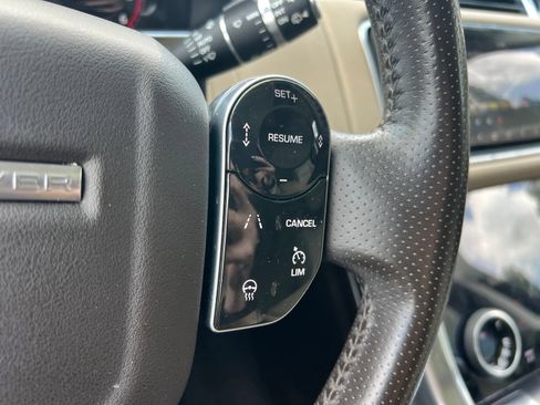 Used 2018 Land Rover Range Rover Sport HSE AWD/4WD image 22