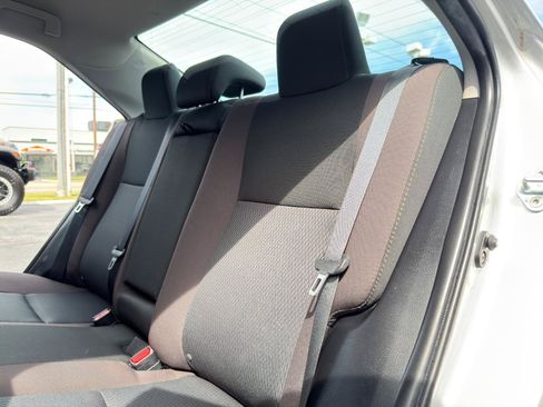 Used 2019 Toyota Corolla LE FWD image 26