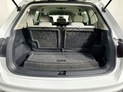 Used 2022 Volkswagen Tiguan S image 27