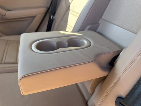 Used 2021 Porsche Cayenne image 16