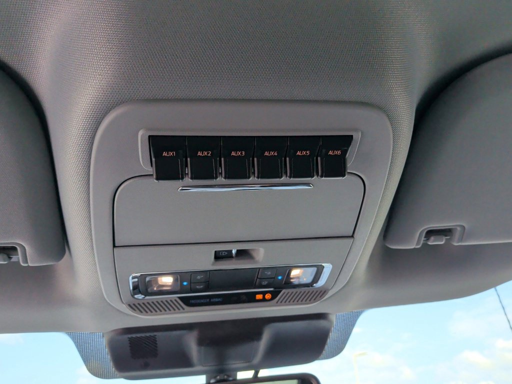 New 2027 Ford F350 Lariat AWD/4WD image 23