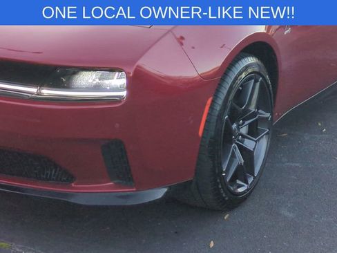 Used 2024 Dodge Charger R/T w/ Plus Group image 9