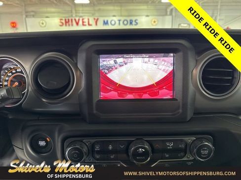 Certified 2022 Jeep Wrangler Unlimited Sport image 18