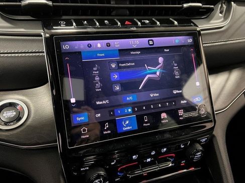 New 2025 Jeep Grand Cherokee L Overland w/ Advanced Protech Group III image 33