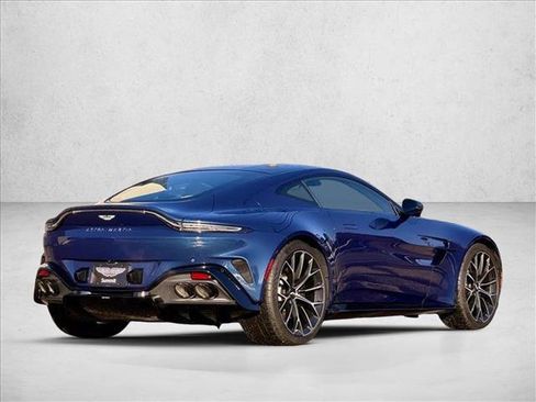 New 2025 Aston Martin V8 Vantage Coupe image 7
