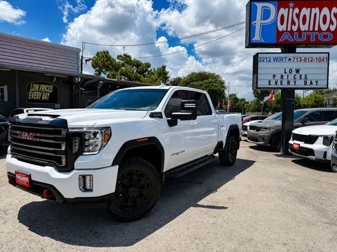 Used 2022 GMC Sierra 2500 AT4 AWD/4WD image 1