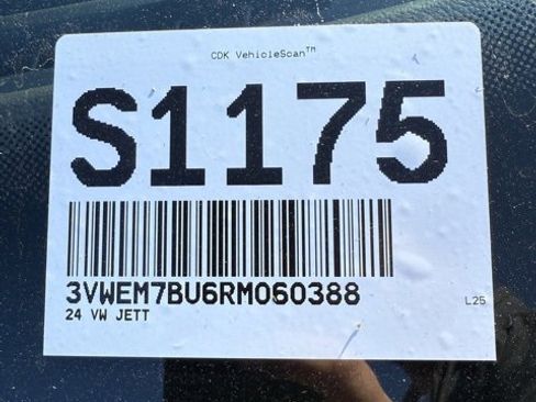 Used 2024 Volkswagen Jetta SE image 30