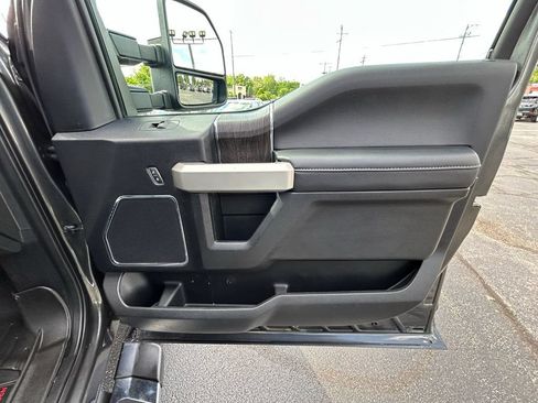 Used 2020 Ford F350 Lariat w/ Lariat Ultimate Package AWD/4WD image 56