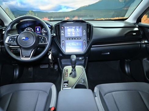 Certified 2025 Subaru Impreza 2.0i image 45