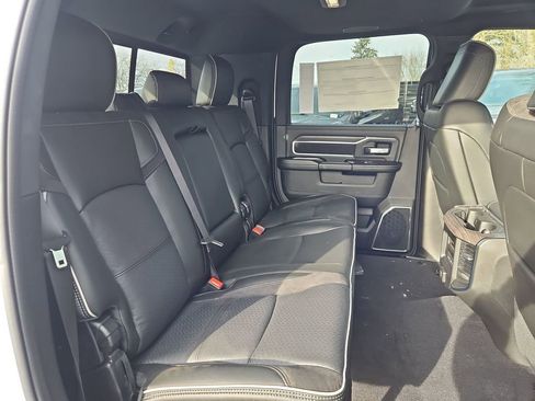 New 2026 RAM 2500 Laramie w/ Night Edition AWD/4WD image 15