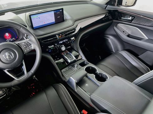 Used 2024 Acura MDX SH-AWD w/ Advance Package image 24