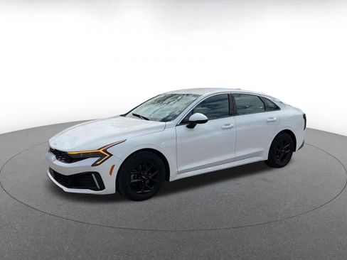 Used 2025 Kia K5 LXS image 8