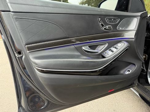 Used 2017 Mercedes-Benz S 63 AMG 4MATIC Sedan image 64