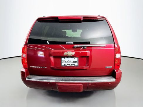 Used 2010 Chevrolet Suburban LTZ AWD/4WD image 7