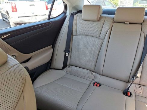 Used 2019 Lexus ES 350 w/ Premium Package FWD image 11