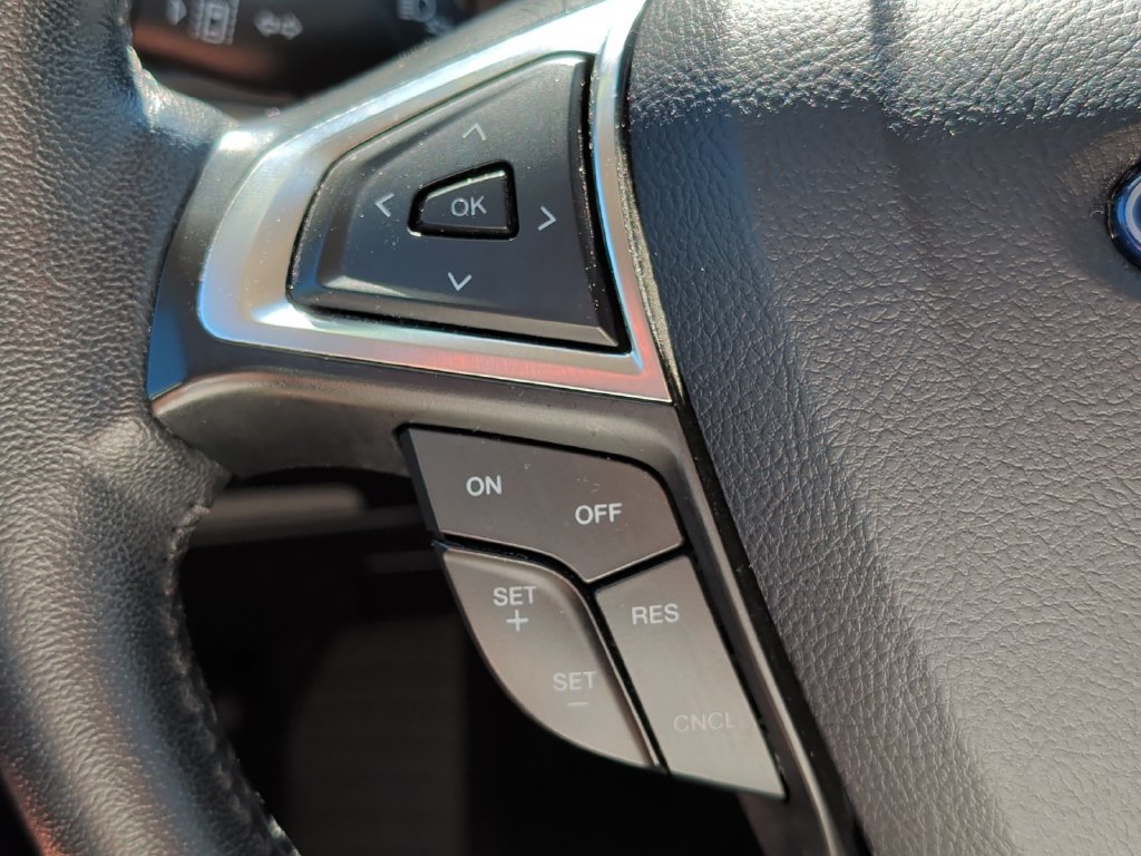 Used 2024 Ford Edge SEL AWD/4WD image 12