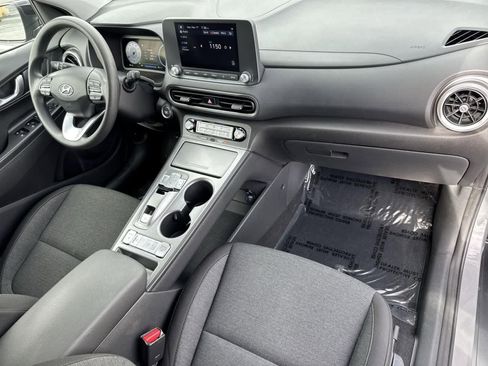 Used 2023 Hyundai Kona SE w/ Cargo Package image 36