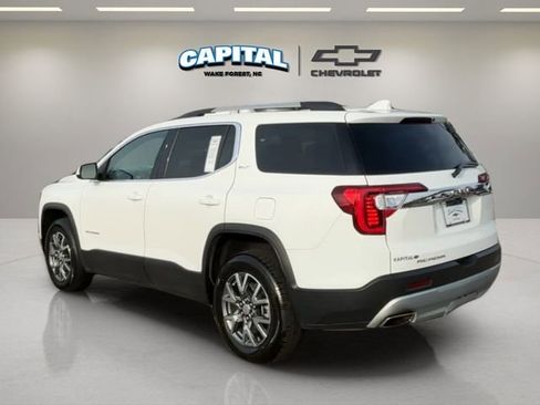 Used 2023 GMC Acadia SLT image 3