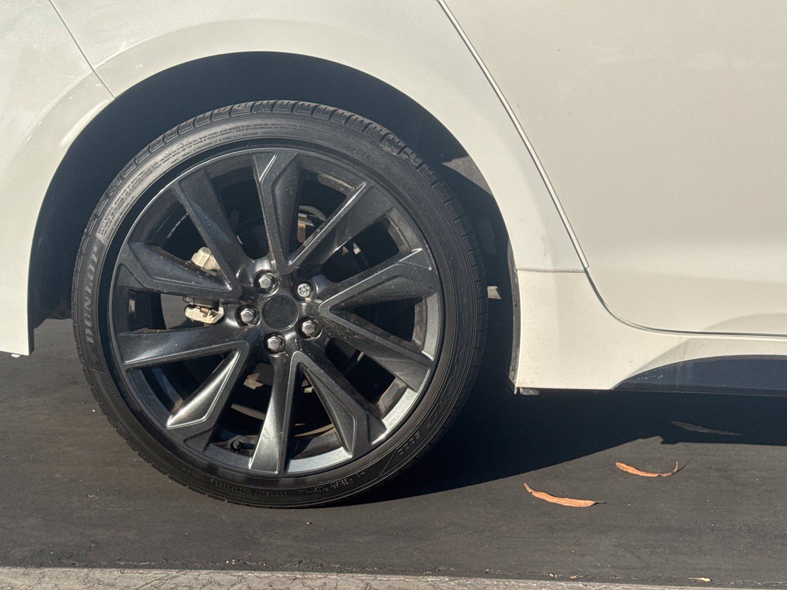 Used 2023 Toyota Corolla SE FWD image 4