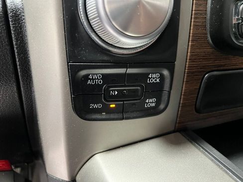 Used 2017 RAM 1500 Laramie w/ Convenience Group image 13