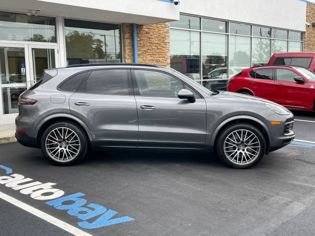 Used 2022 Porsche Cayenne S AWD/4WD image 19