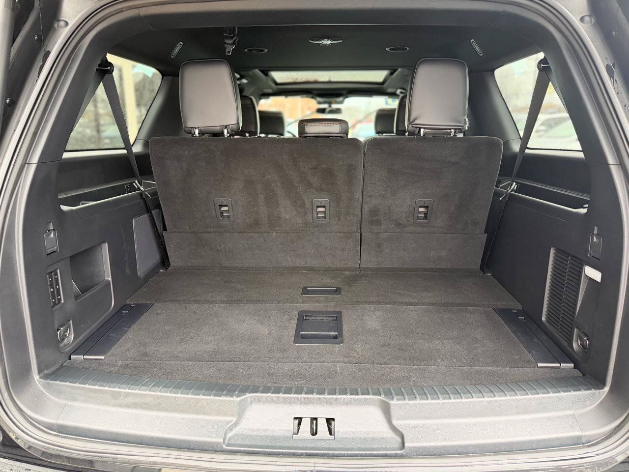 Used 2024 Ford Expedition Max Platinum AWD/4WD image 32